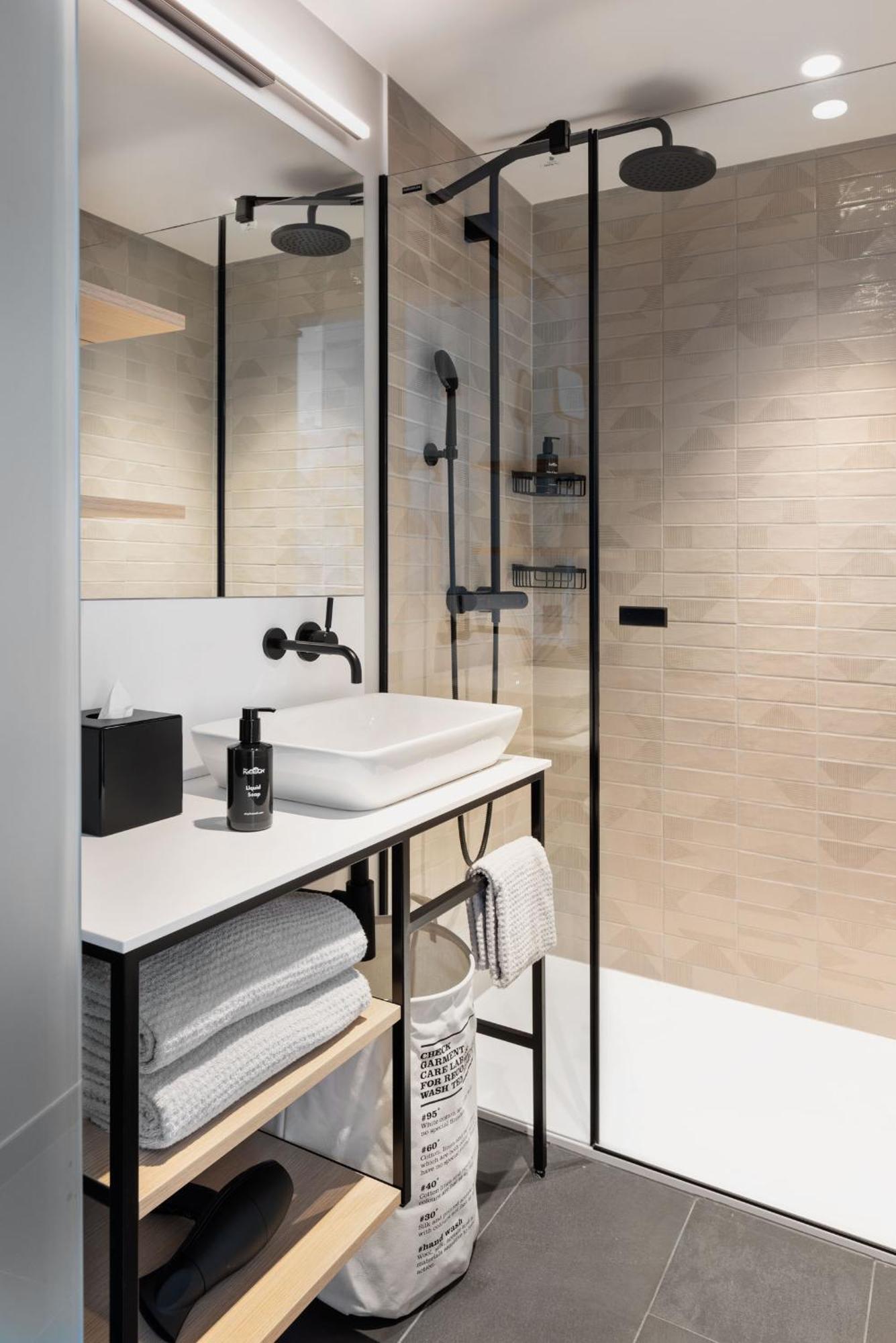 Stay Kooook Geneva City - Online Check In New Opening Exterior foto